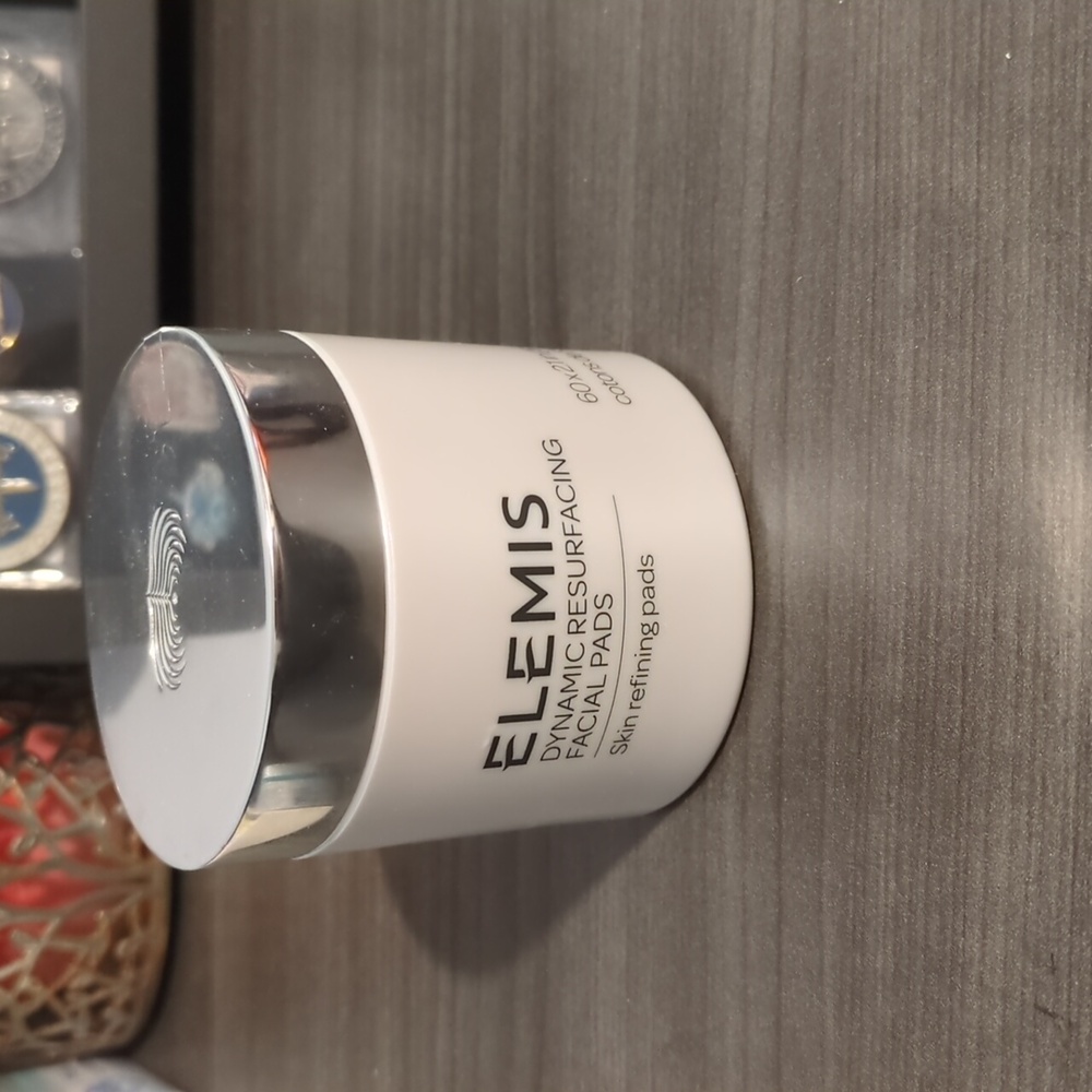 Elemis Dynamic Resurfacing Facial Pads 60 Count
